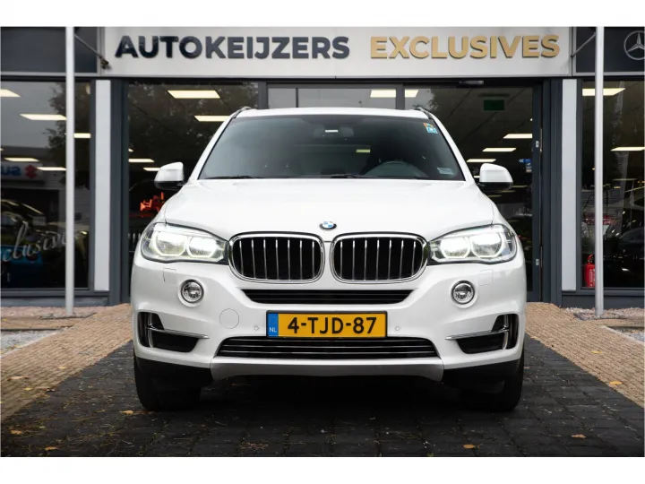 BMW X5 xDrive25d High Executive 7p.  Image 2